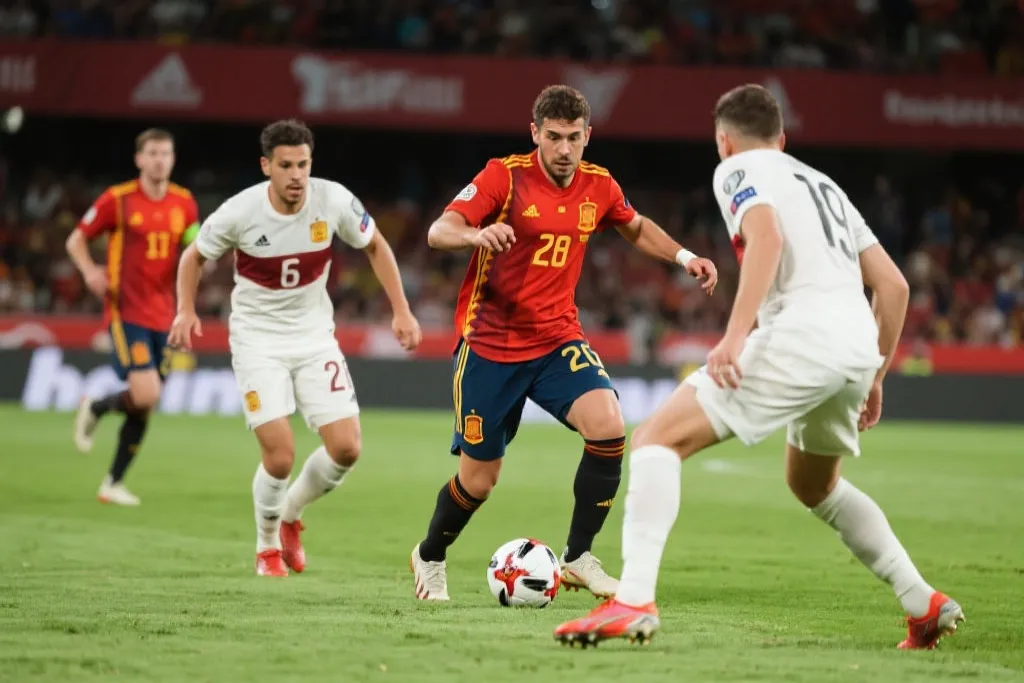 斗牛士的软肋与利刃：恩里克的传控哲学面对强硬挑战